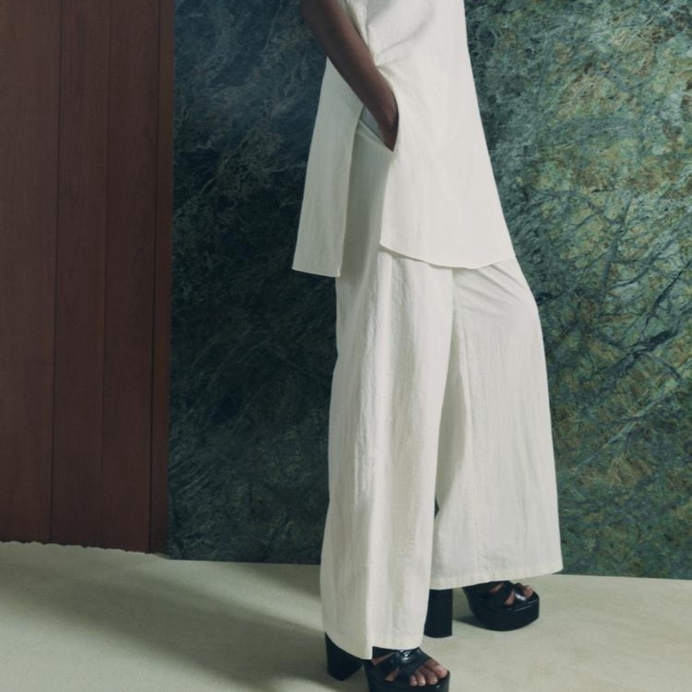 Wide Leg Pants ✨NWT✨